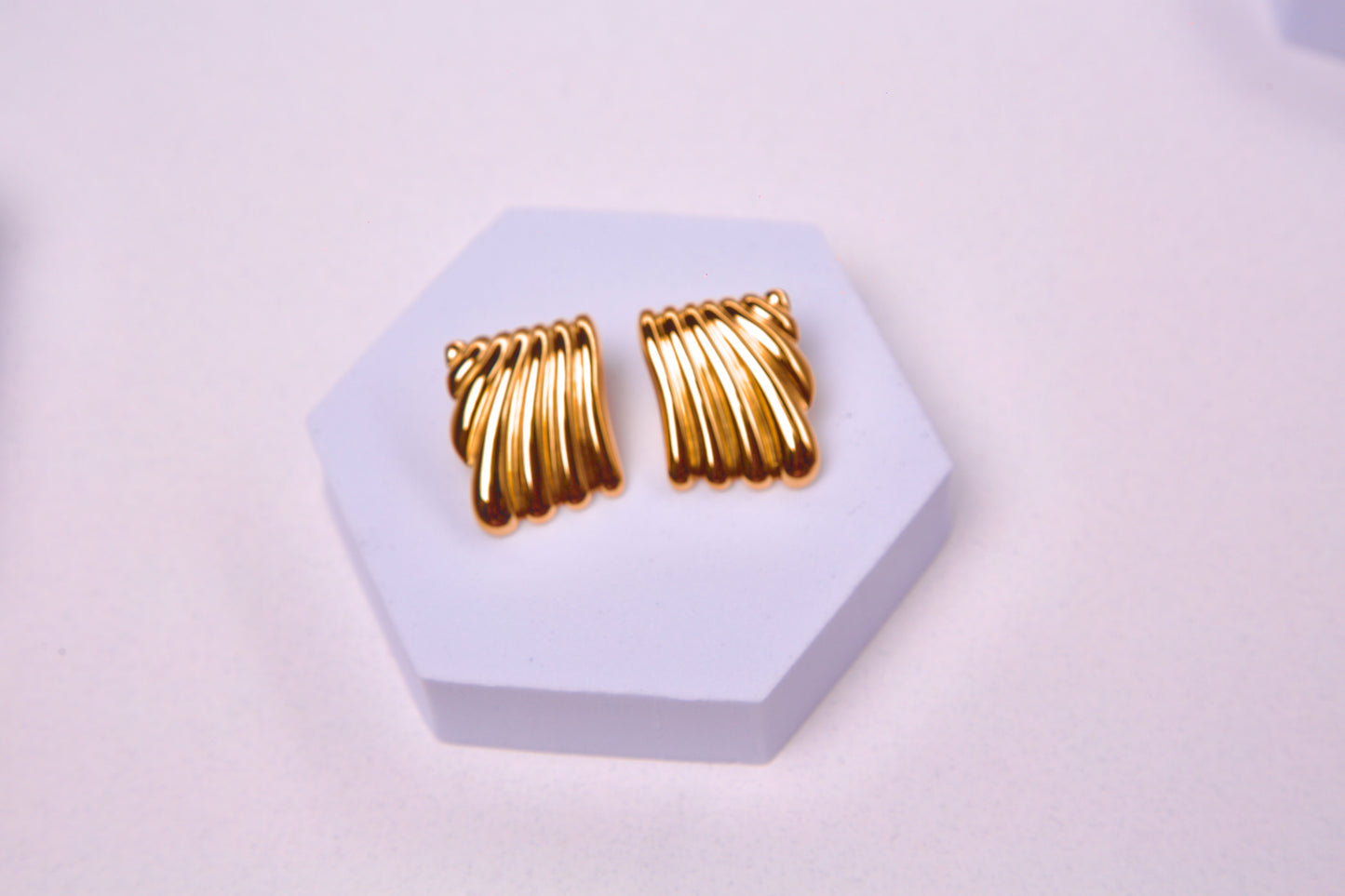 Aretes cuadrado con textura